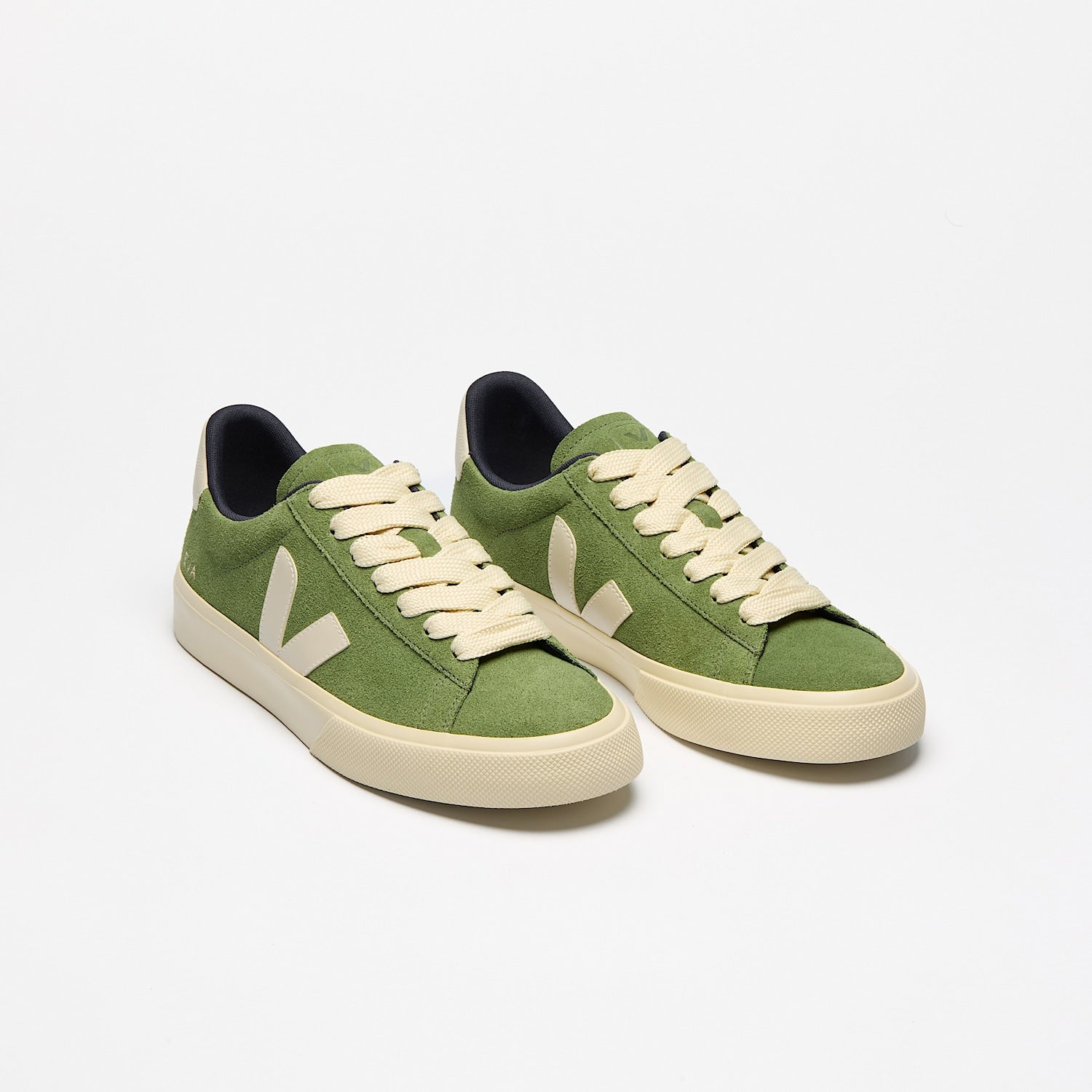 Veja Women's Campo Bold Suede Kiwi Pierre