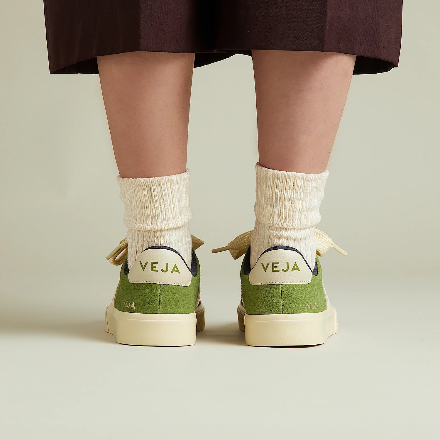 Veja Women's Campo Bold Suede Kiwi Pierre
