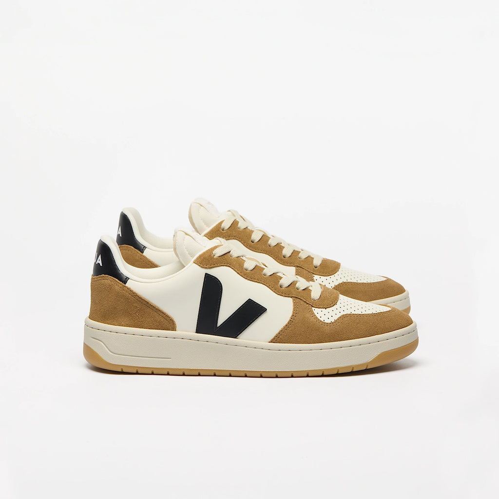 Veja Men's V-10 Leather Pure Black Tent