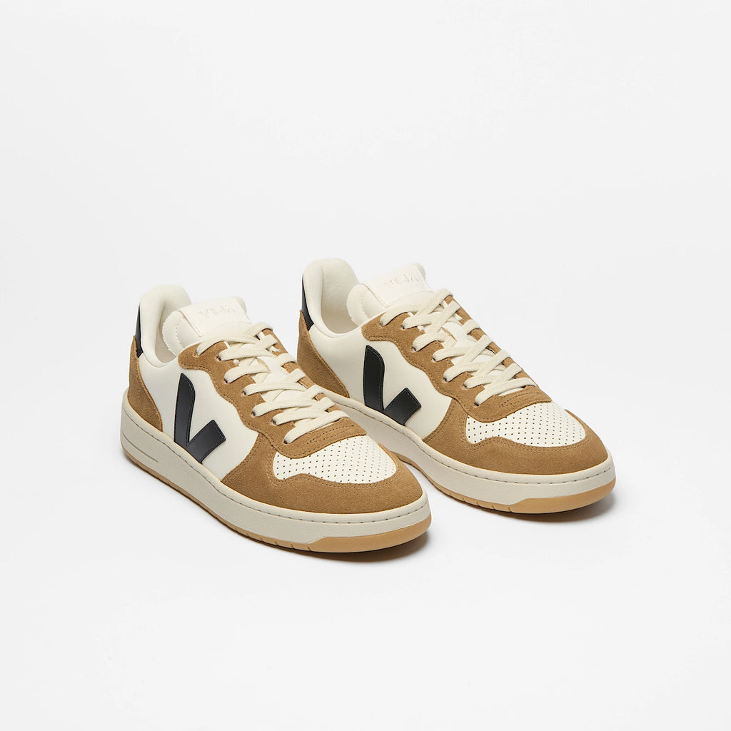 Veja Men's V-10 Leather Pure Black Tent