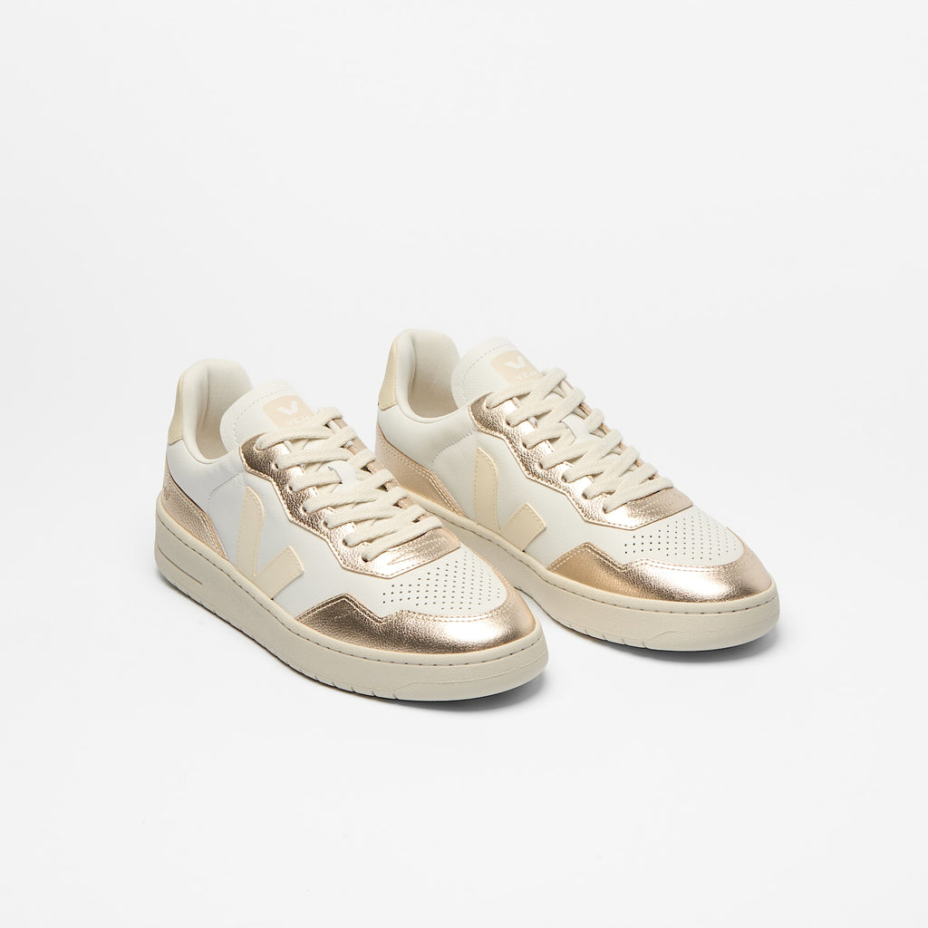 Veja V-90 Leather White Calcaire Platine