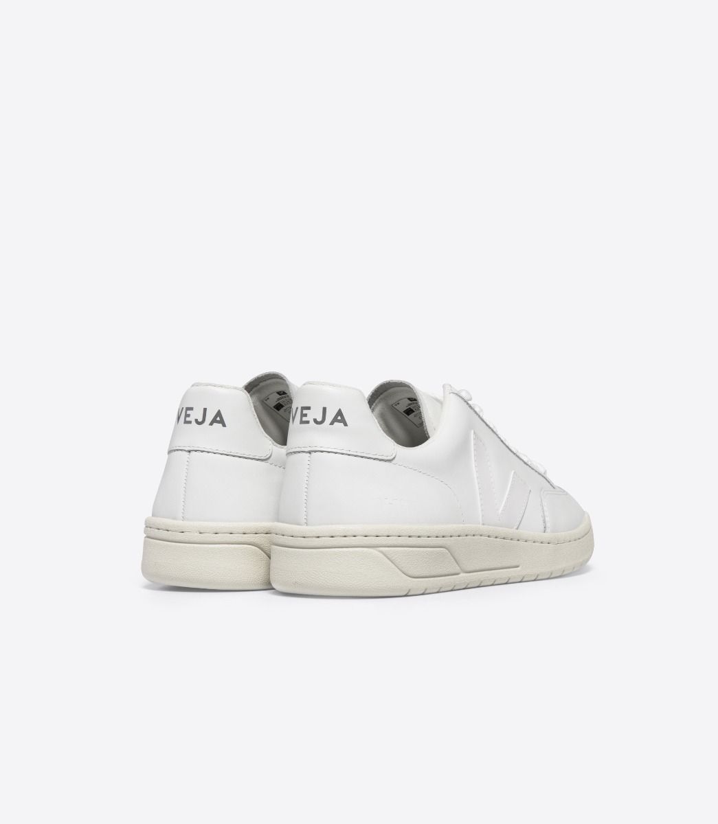 Veja Women's V-12 Extra White