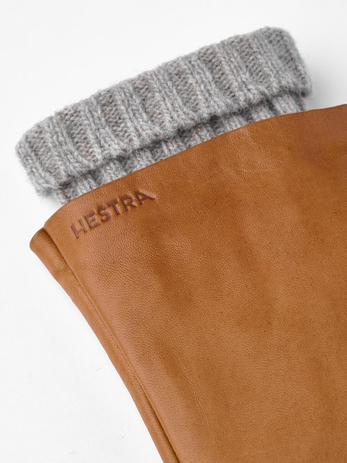 Hestra Megan - Cork