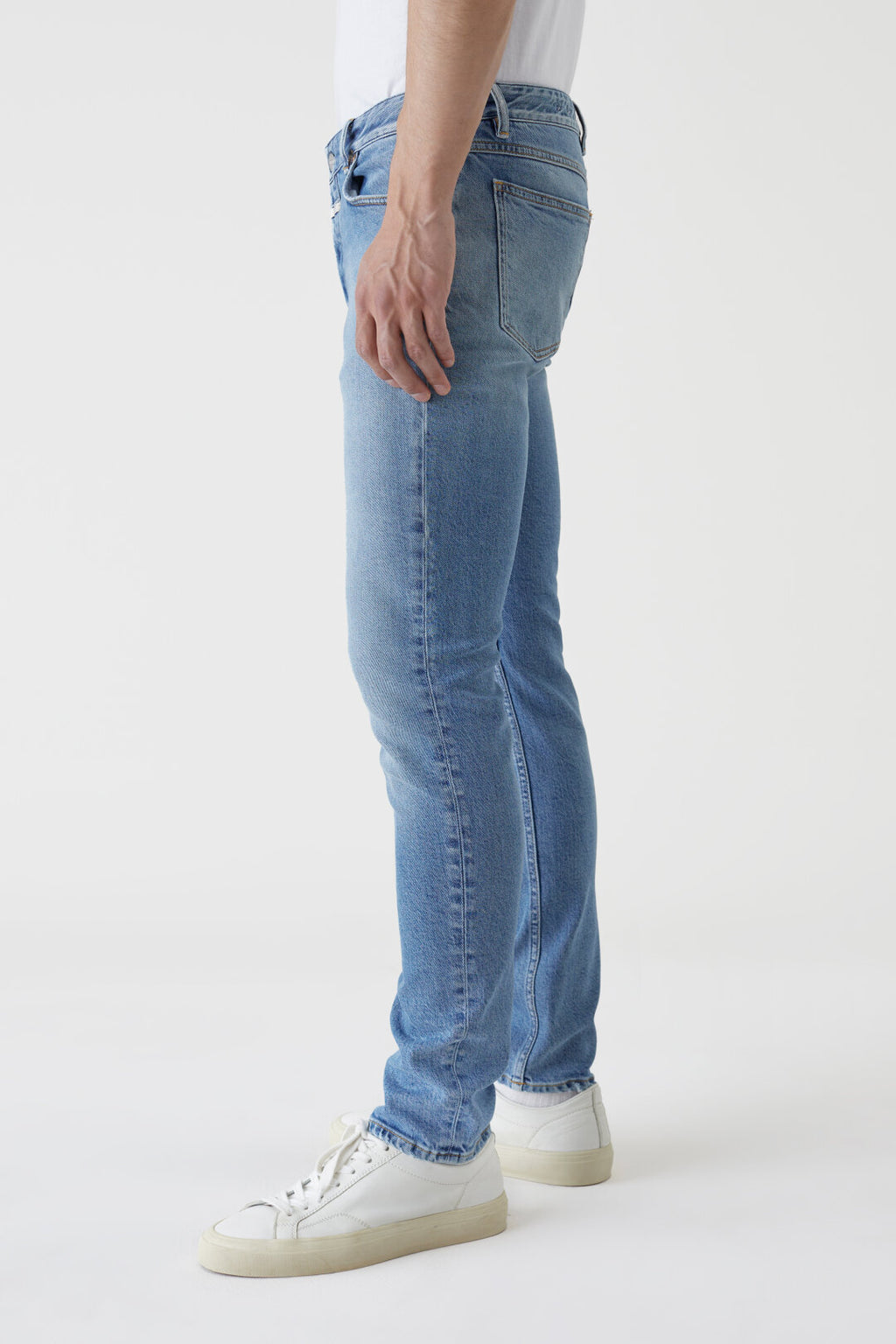 Closed Unity Slim Jeans - Light Blue
