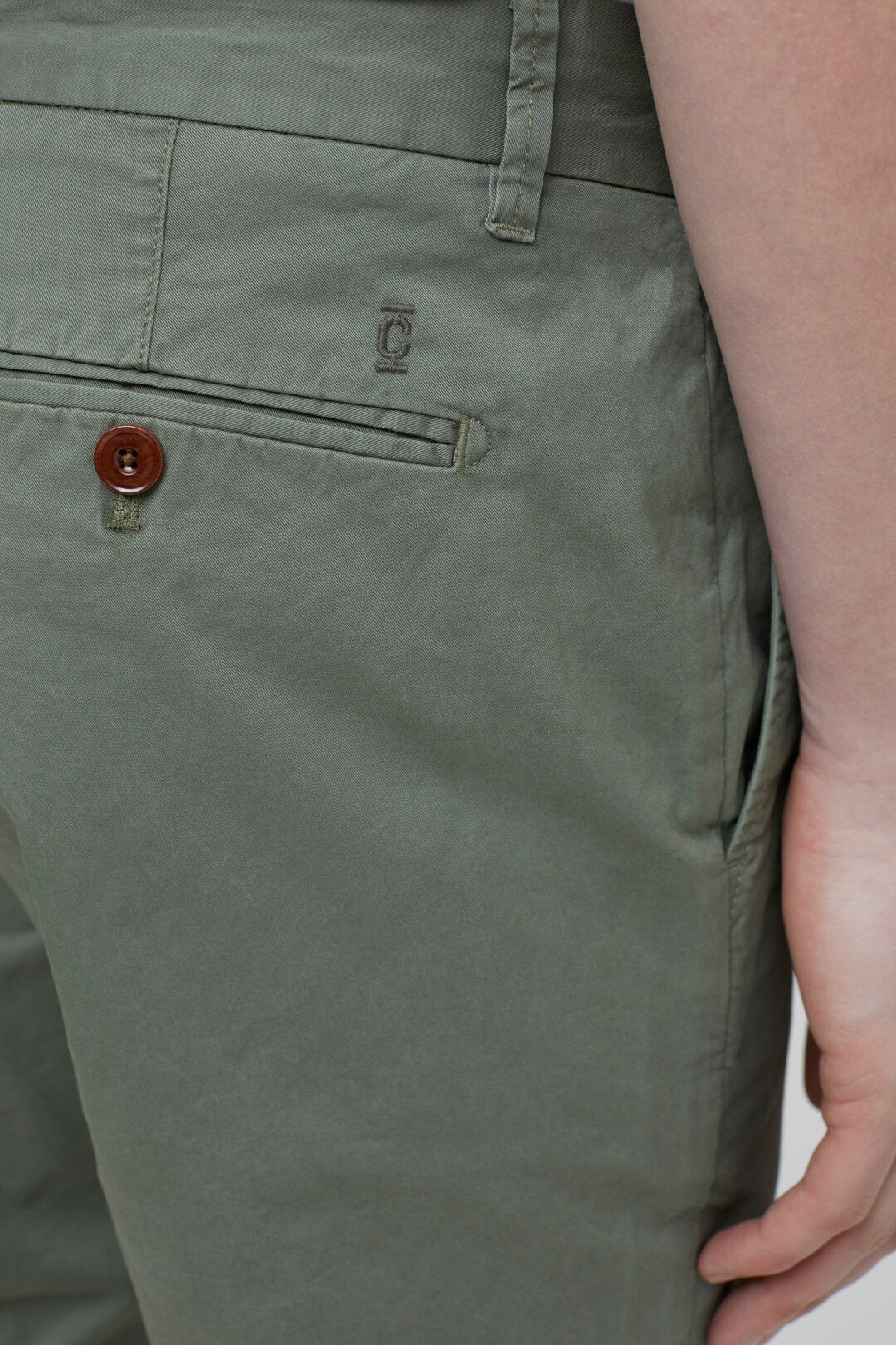 Closed Clifton Slim Chino -dried basil