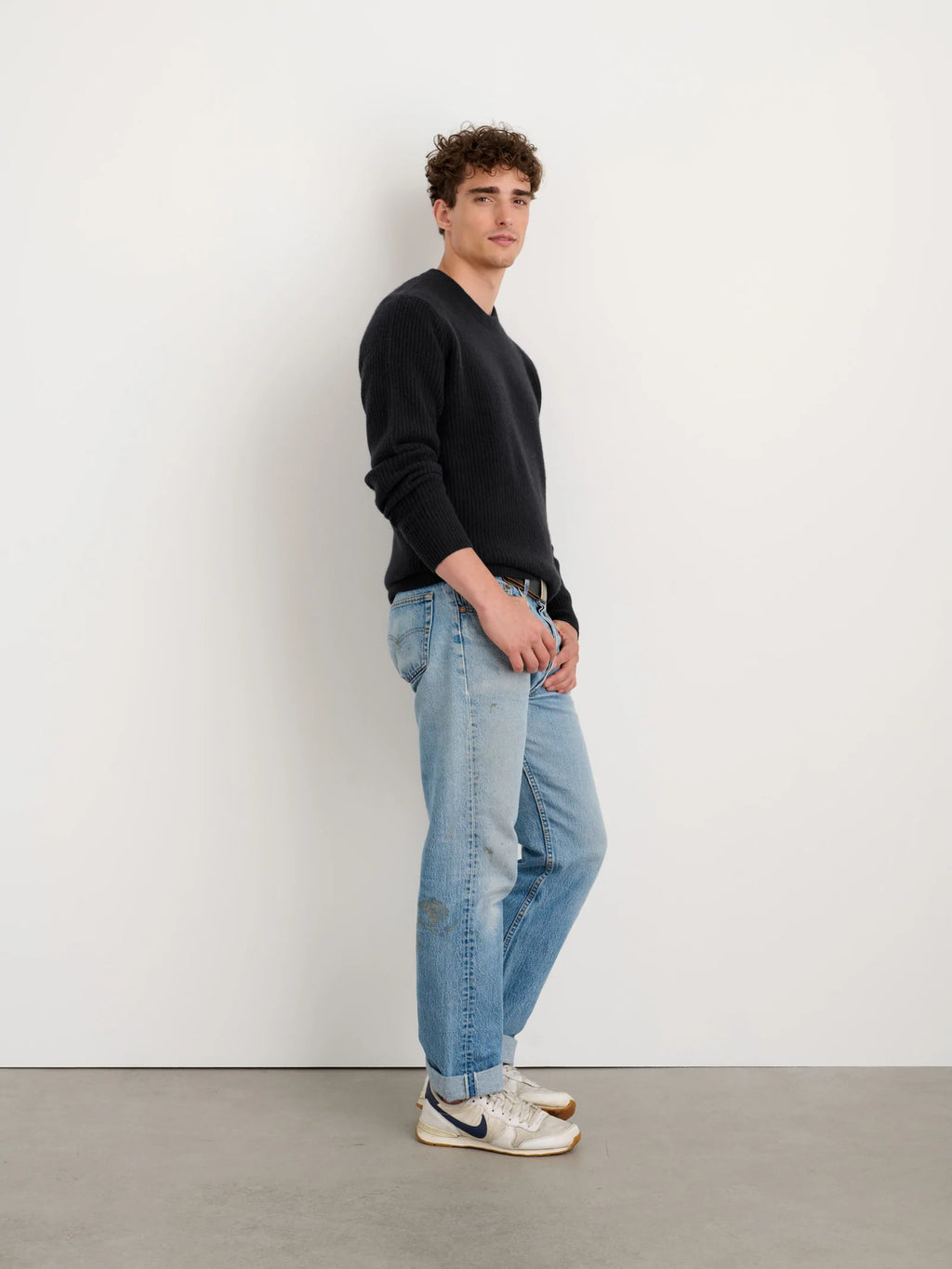 Alex Mill Jordan Sweater in Cashmere - Black