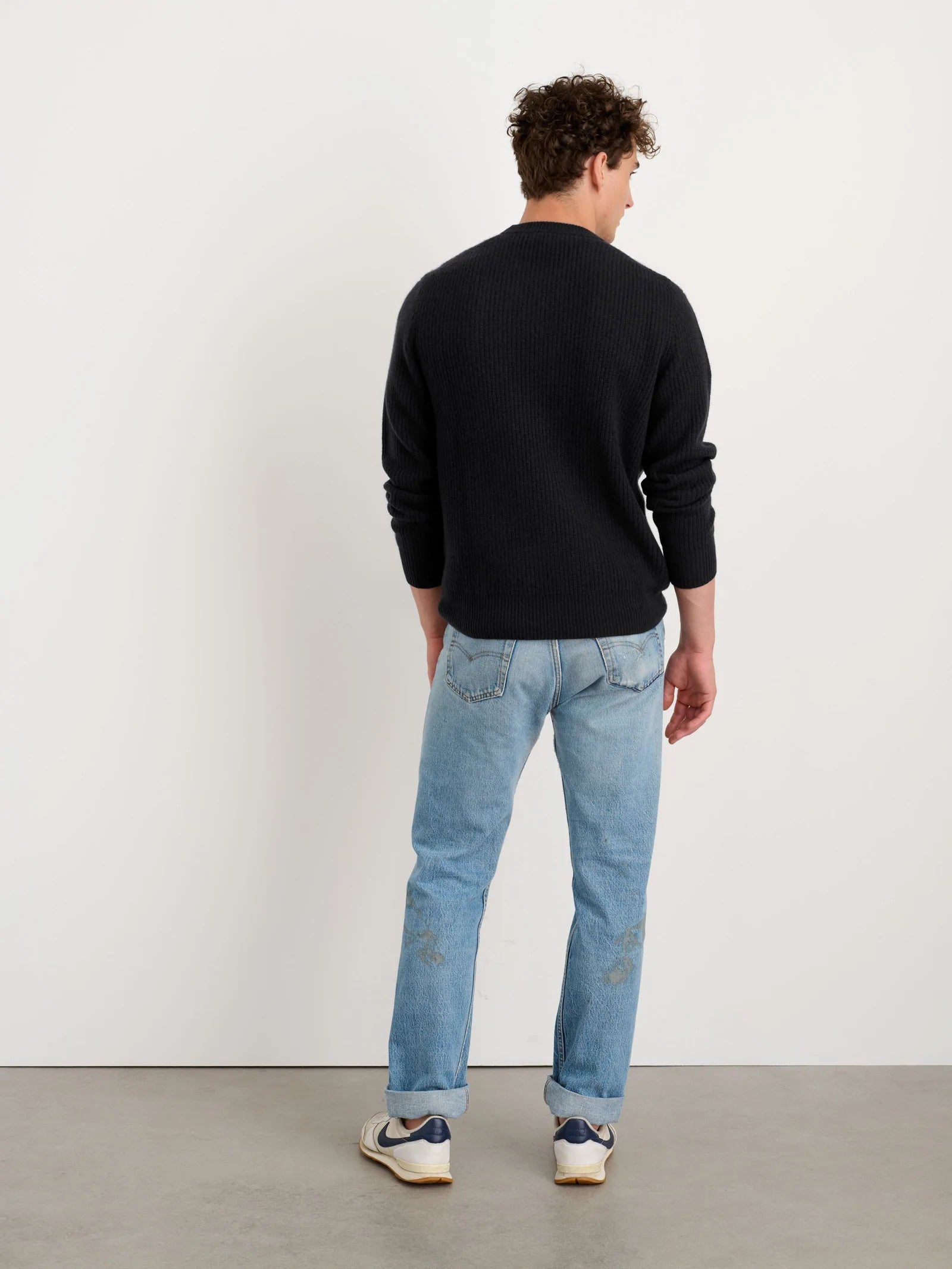 Alex Mill Jordan Sweater in Cashmere - Black