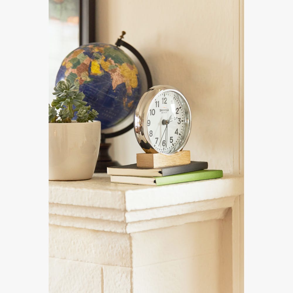 Shinola The Runwell Desk Clock - White – Quattro Tizi