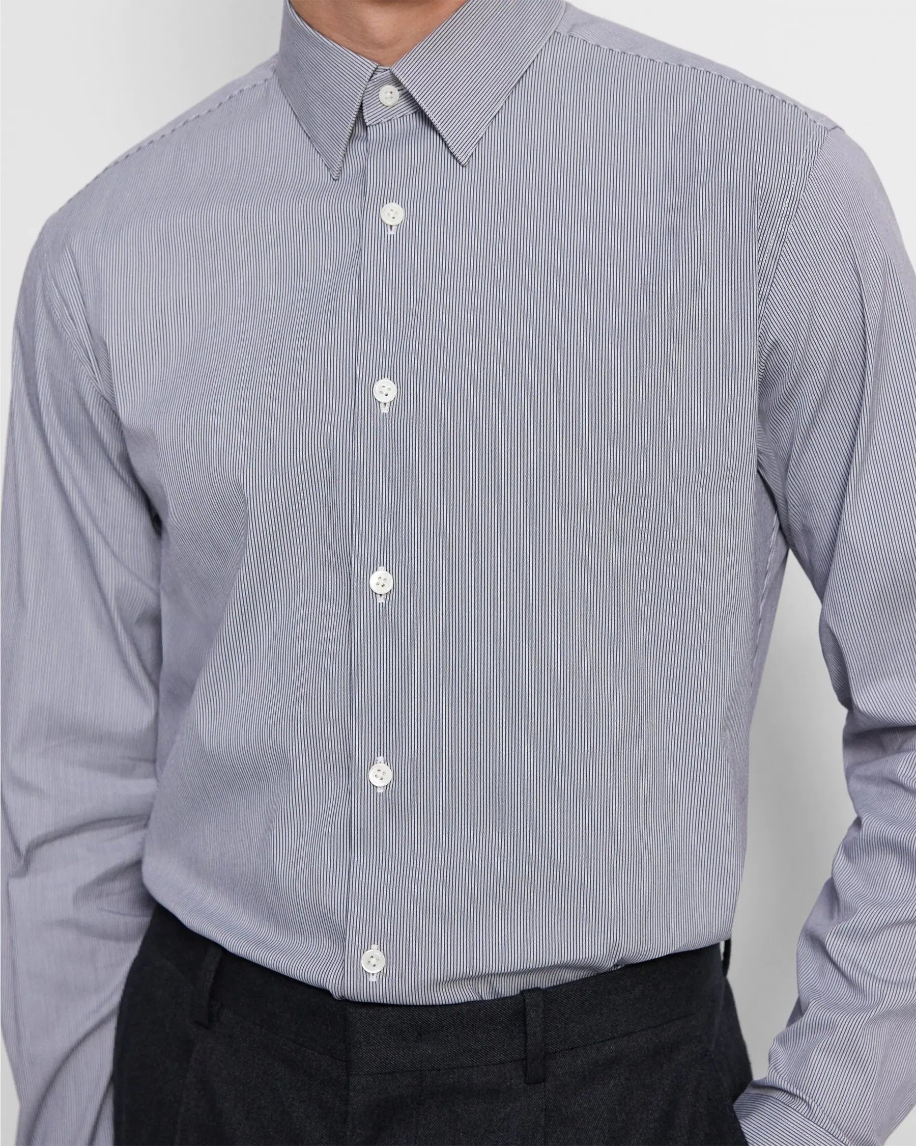 Theory Irving Shirt in Good Cotton - Baltic/White