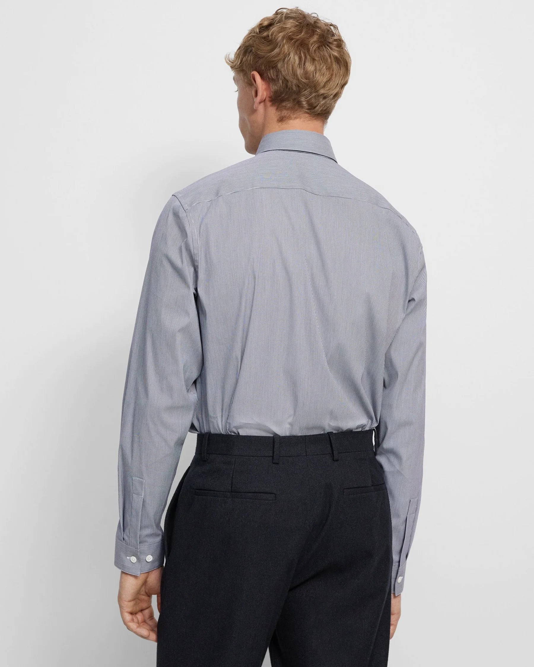 Theory Irving Shirt in Good Cotton - Baltic/White