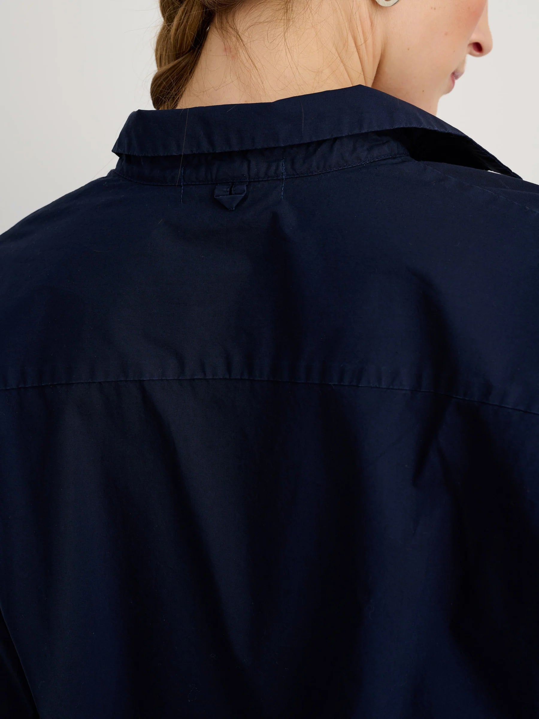Alex Mill Standard Shirt In Paper Poplin - Dark Navy
